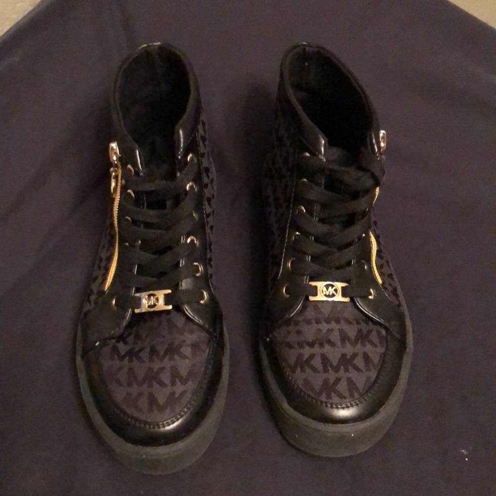 Michael Kors high tops size 4
